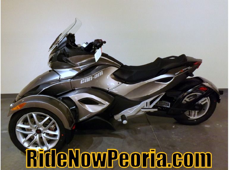 2013 can-am spyder st se5 