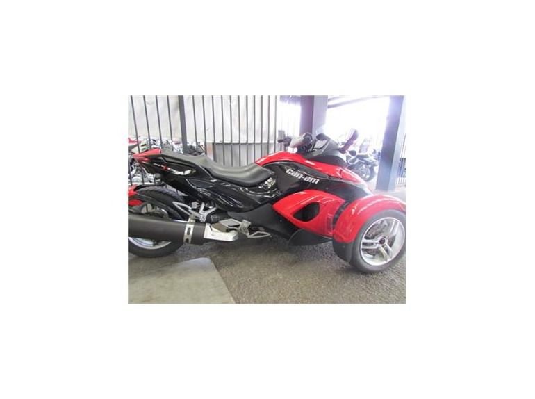 2009 can-am spyder gs se5 