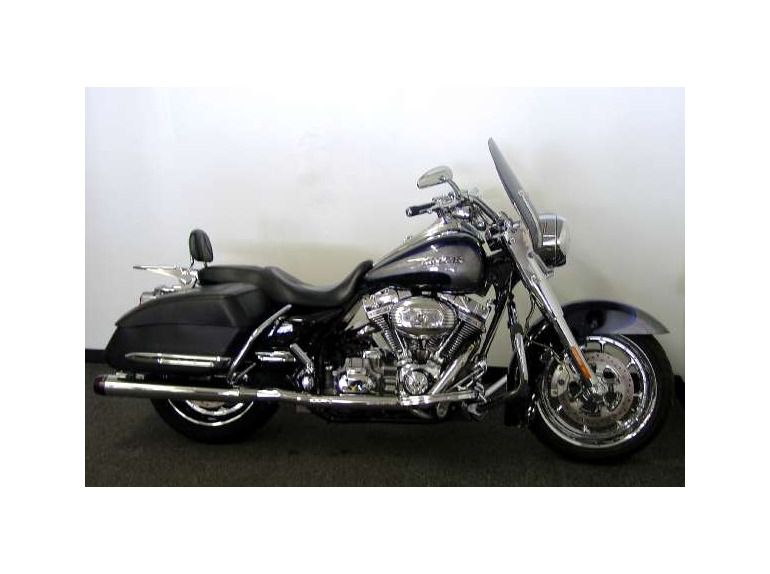2008 Harley-Davidson FLHRSE4 Screamin' Eagle Road King 