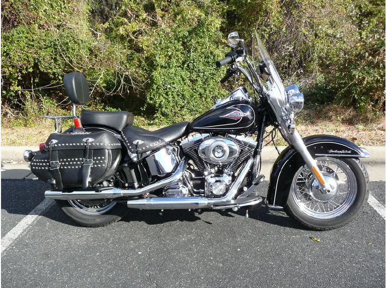 2011 Harley-Davidson FLSTC - Softail Heritage Softail Classic 