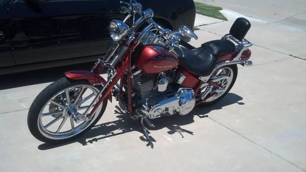 Harley davidson motorcycle fxstsse