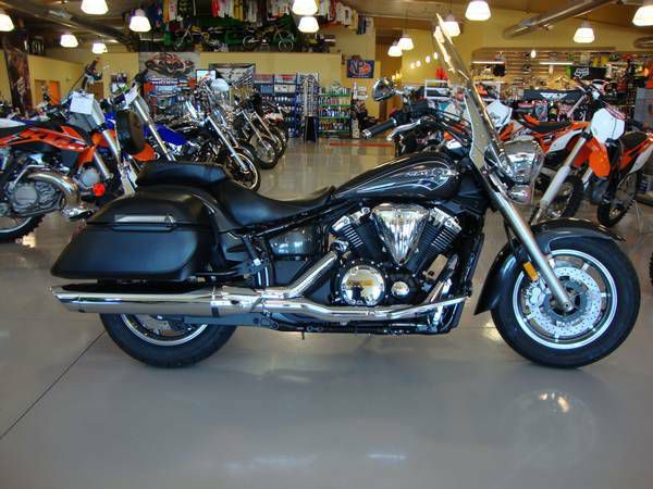 2012 Yamaha V-Star 1300 Tourer New!