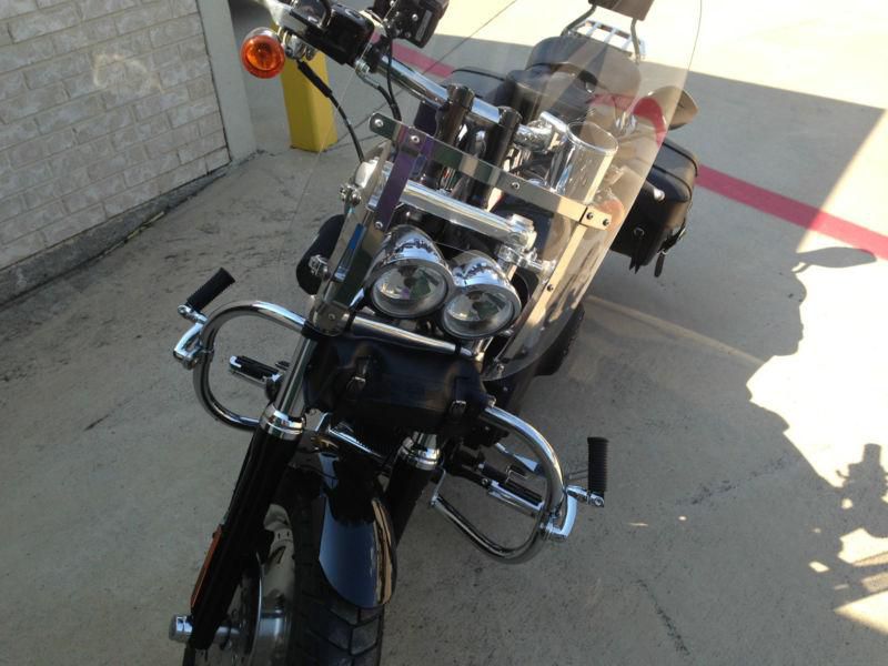 2009 Harley Dyna Vivid Black FatBob with Upgrades and original parts, US $10,000.00, image 2