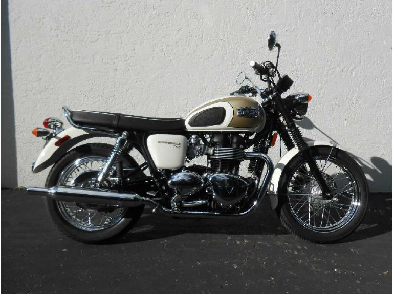 2014 triumph bonneville 