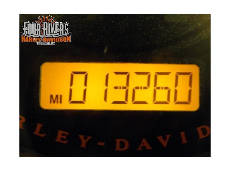 2012 Harley-Davidson FLD - Dyna Switchback , US $, image 17