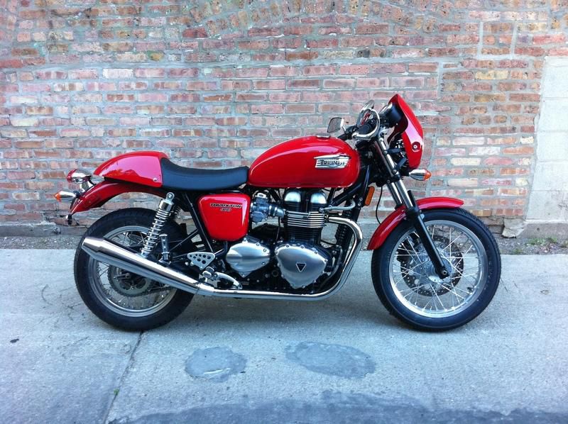 2012 Triumph Thruxton Standard 