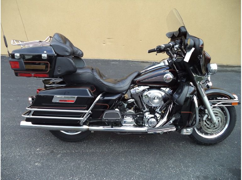2002 Harley-Davidson FLHTC-UI 