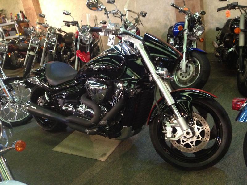 2011 suzuki boulevard m109r le black / orange     7356 miles  dw834