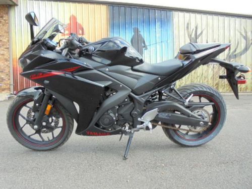 2015 Yamaha YZFR3