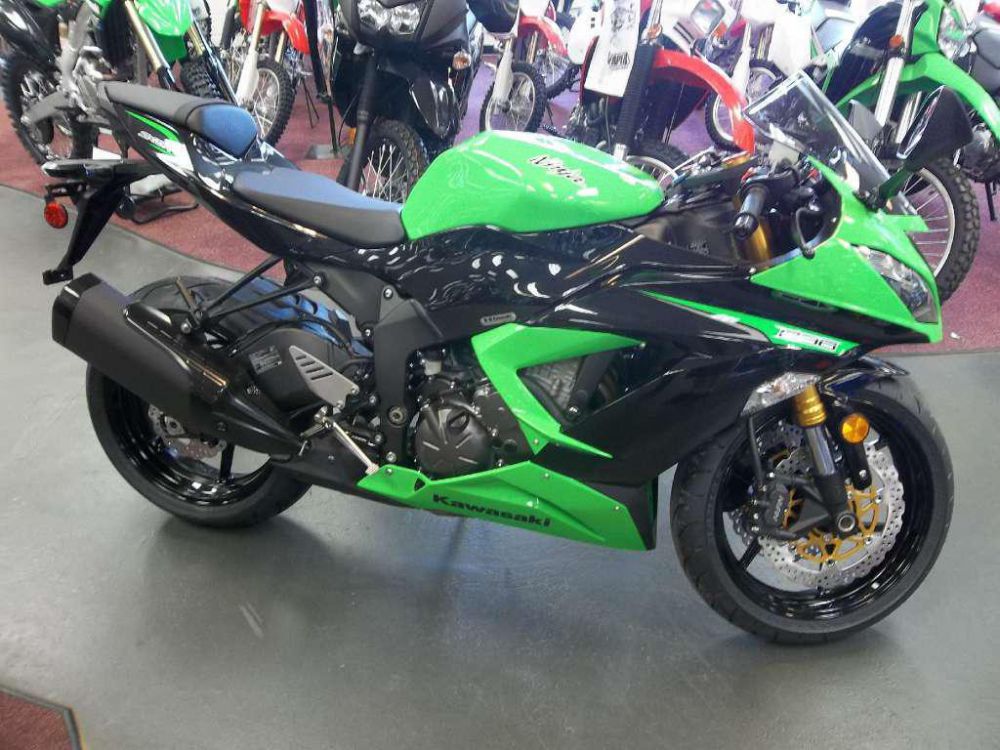 2013 kawasaki ninja zx-6r  sportbike 