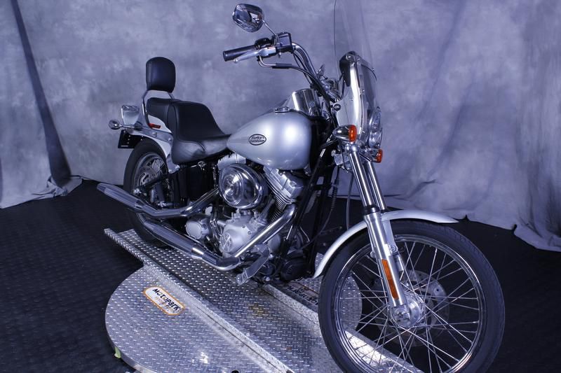2005 Harley-Davidson FXST - Softail Standard Cruiser 