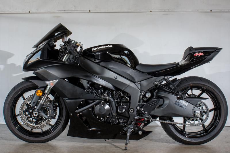 2011 Kawasaki Ninja ZX-6R 