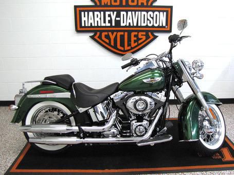 2013 Harley-Davidson Softail Deluxe - FLSTN Standard 