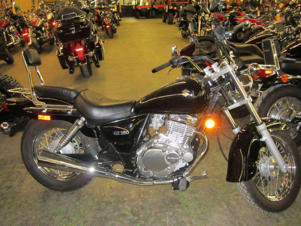 2007 Suzuki GZ250 Standard 