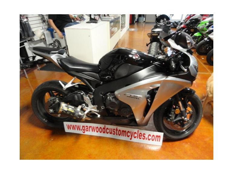 2008 honda cbr1000rr 