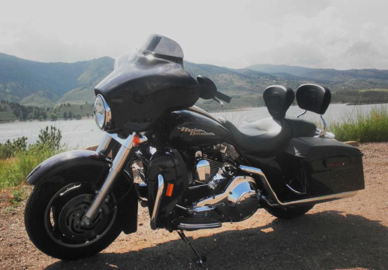 2006 harley davidson flhx street glide-$14700.00