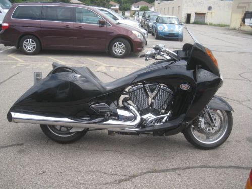 2009 Victory Victory Motorcycle 2009 Touring Vision Street, US $31000, image 5