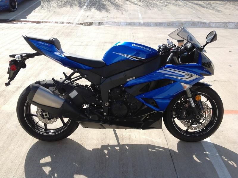 2011 kawasaki ninja zx-6r  sportbike 
