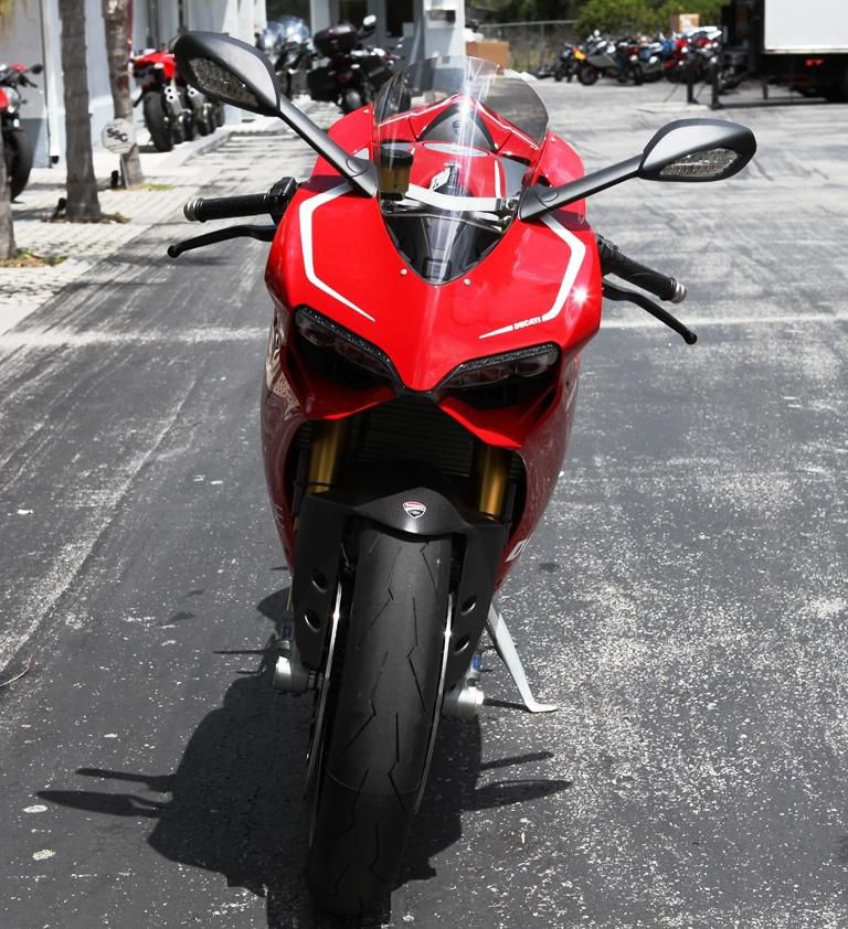 2014 Ducati 1199 Panigale R Sportbike 