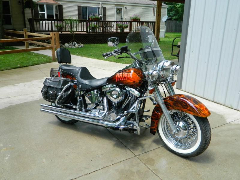 1990 harley davidson heritage softail classic-custom paint & loaded with chrome