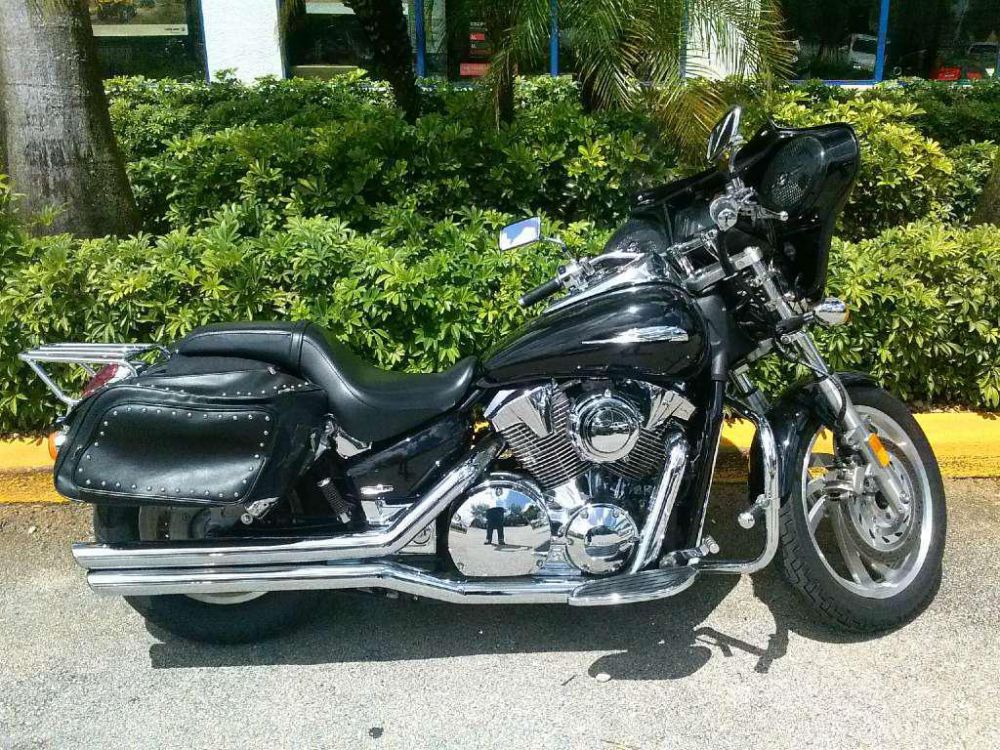 2007 honda vtx1300r  cruiser 