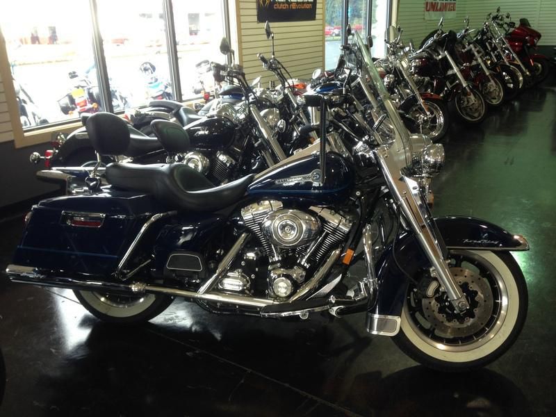 2007 Harley-Davidson FLHRC - Road King Classic Touring 