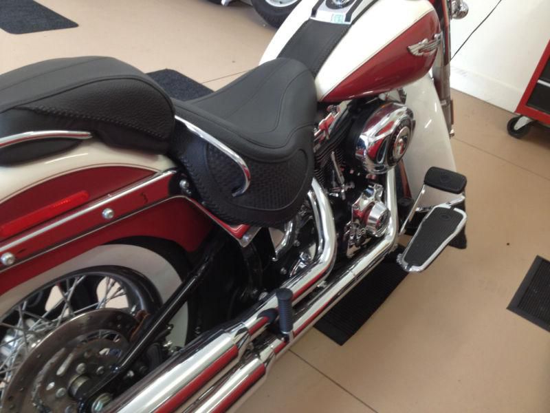 2012 Softail Deluxe **Stunning** 43 miles *GORGEOUS*, US $17,000.00, image 4