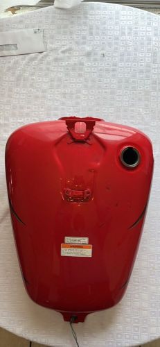 Honda Sadow gas tank,, C $450.00, image 2