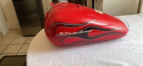 Honda Sadow gas tank,, C $450.00, image 8