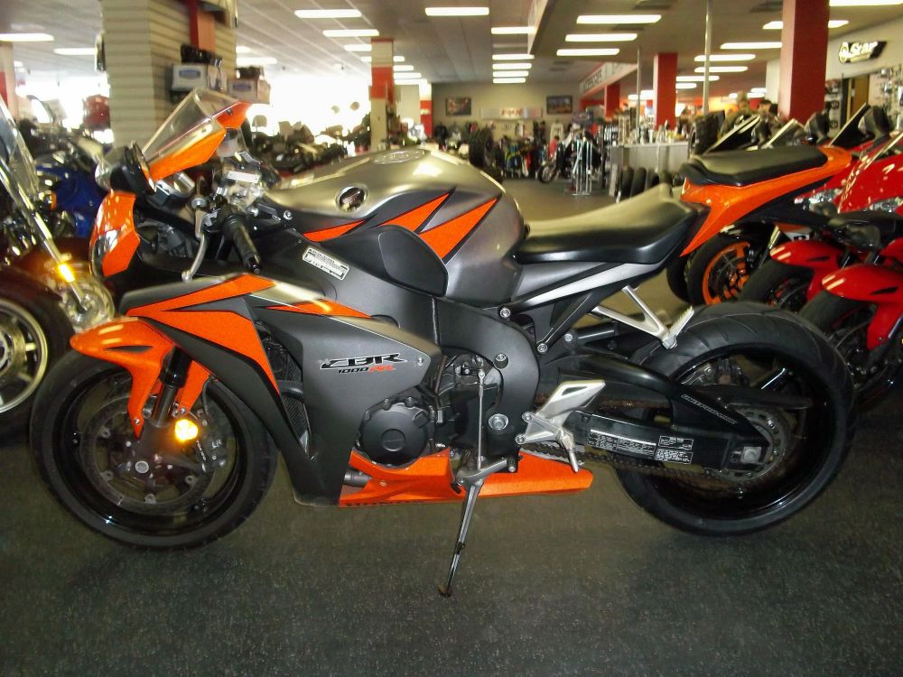 2010 Honda CBR1000RR Sportbike 