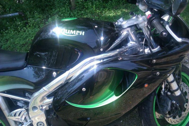 2001 Triumph Daytona 955i