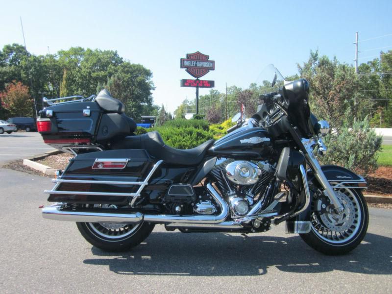 2010 HARLEY DAVIDSON PEACE OFFICER EDITION ULTRA LOADED LOW LOW MILES NO RESERVE