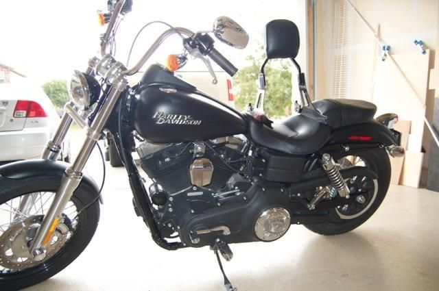 2012 harley-davidson dyna street bob  cruiser 