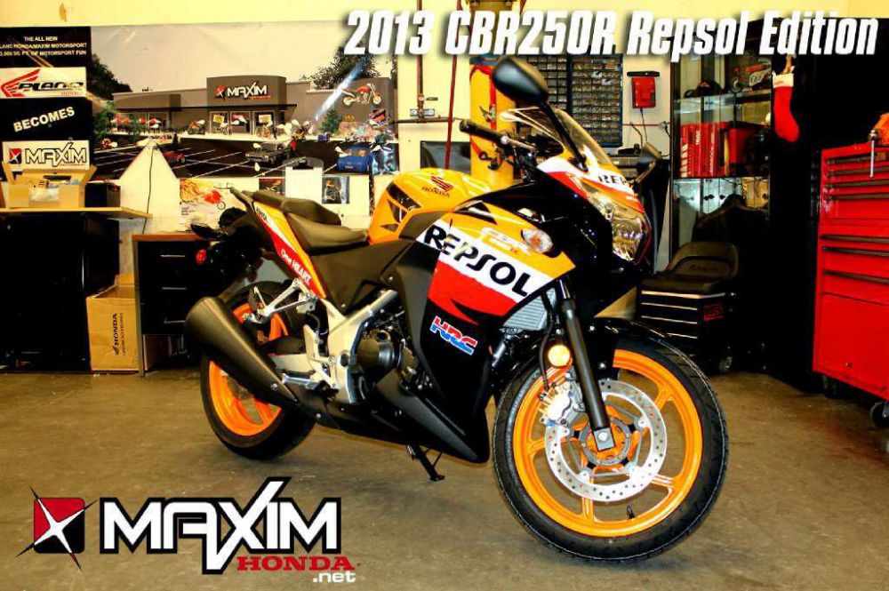 2013 Honda CBR250R  Sportbike , US $4,599.00, image 2