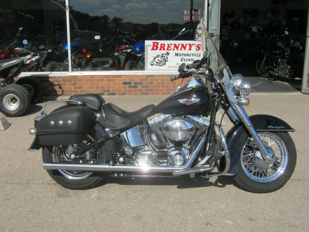 2006 Harley-Davidson Softail Deluxe FLSTNI Cruiser 