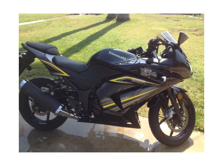 2012 Kawasaki Ninja 250R 