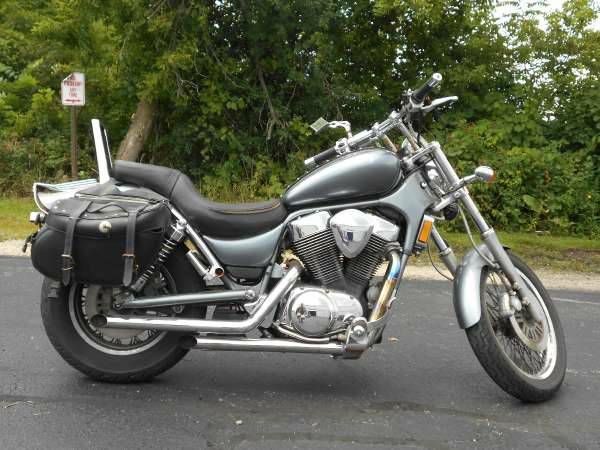 2005 Suzuki Boulevard S83
