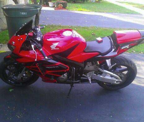 2004 Honda CBR 600 RR. Garage Kept. Excellent Condition.