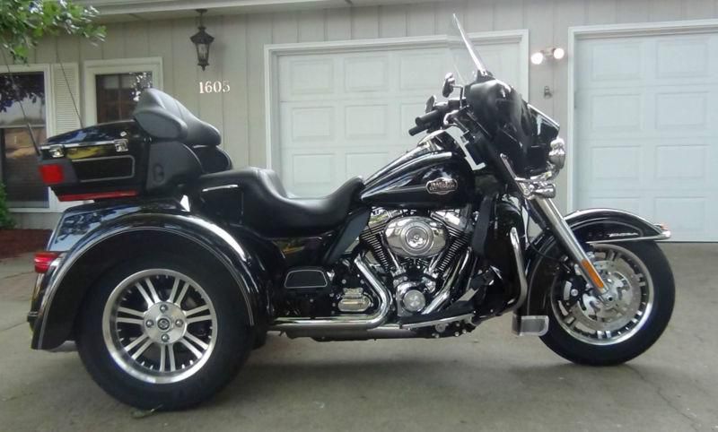 2012 HARLEY DAVIDSON ULTRA CLASSIC TRIGLIDE, US $27,500.00, image 4