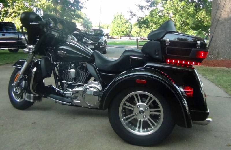 2012 HARLEY DAVIDSON ULTRA CLASSIC TRIGLIDE, US $27,500.00, image 9