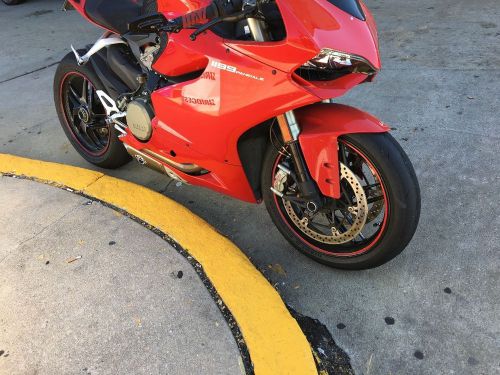 2012 ducati superbike