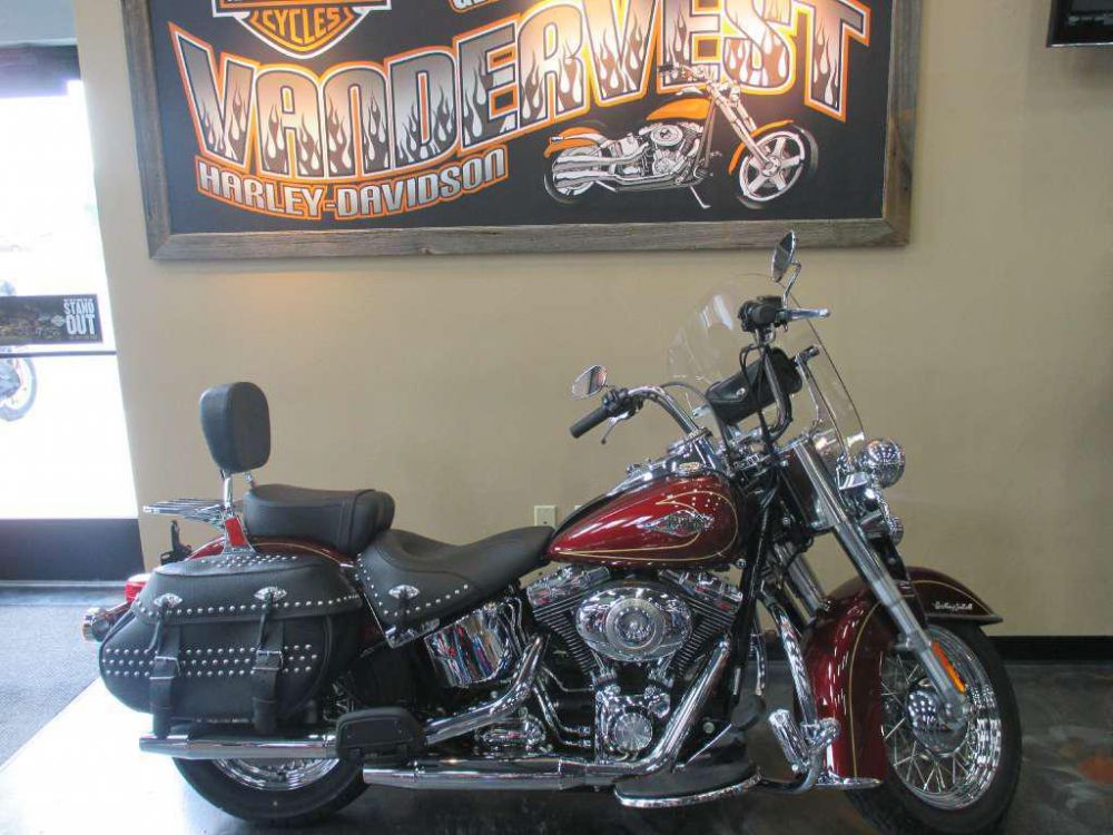 2009 Harley-Davidson FLSTC Heritage Softail Classic Cruiser 