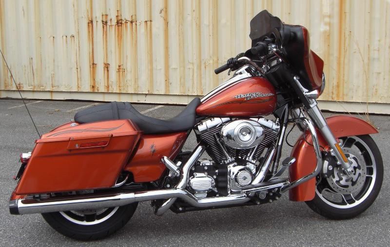 2011 Harley-Davidson FLHX - Street Glide Touring 