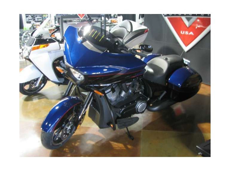 2014 Victory Cross Country Factory Custom Paint , $20,499, image 2