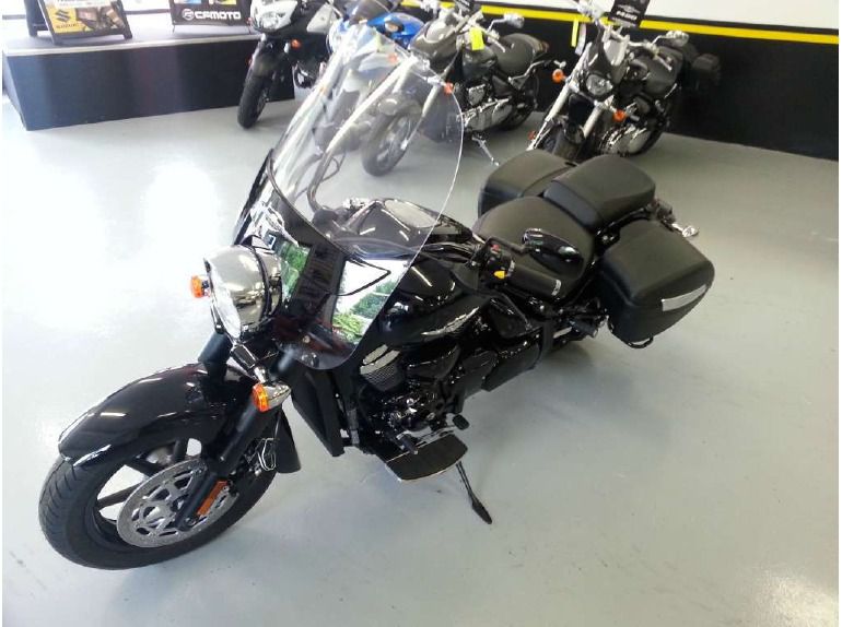 2013 Suzuki Boulevard C90T B.O.S.S. , $13,220, image 2