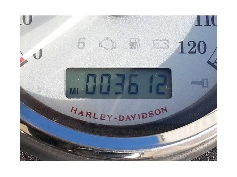 2011 Harley-Davidson Dyna Street Bob , $11,450, image 10