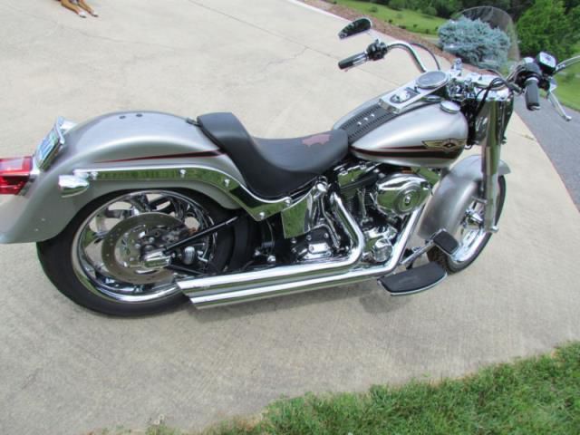 2008 - harley-davidson softail fatboy silver
