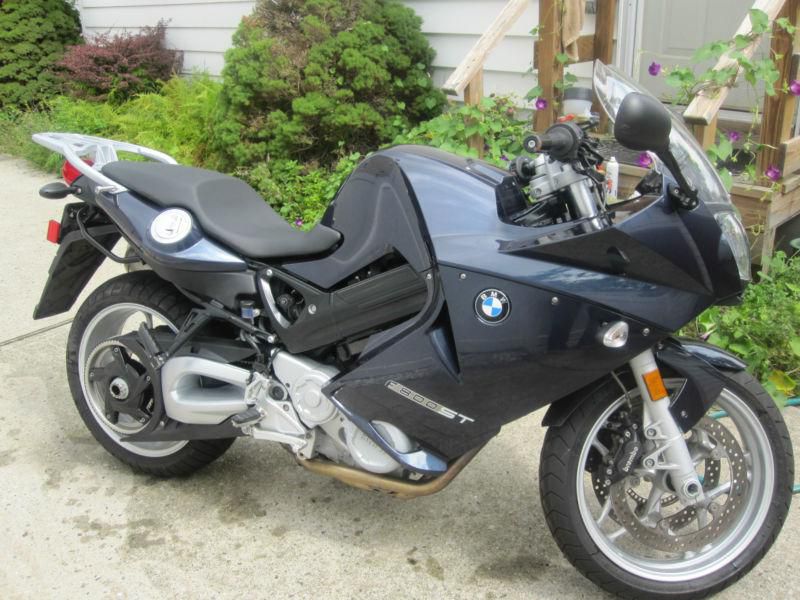 2009 bmw  f 800st, night blue metallic