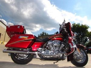 2005 Harley-Davidson Touring SCREAMIN EAGLE CVO